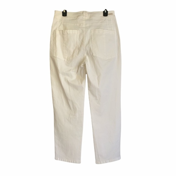 Pilcro Ultra High Waist/Light Destructed Jeans - Picture 2 of 7